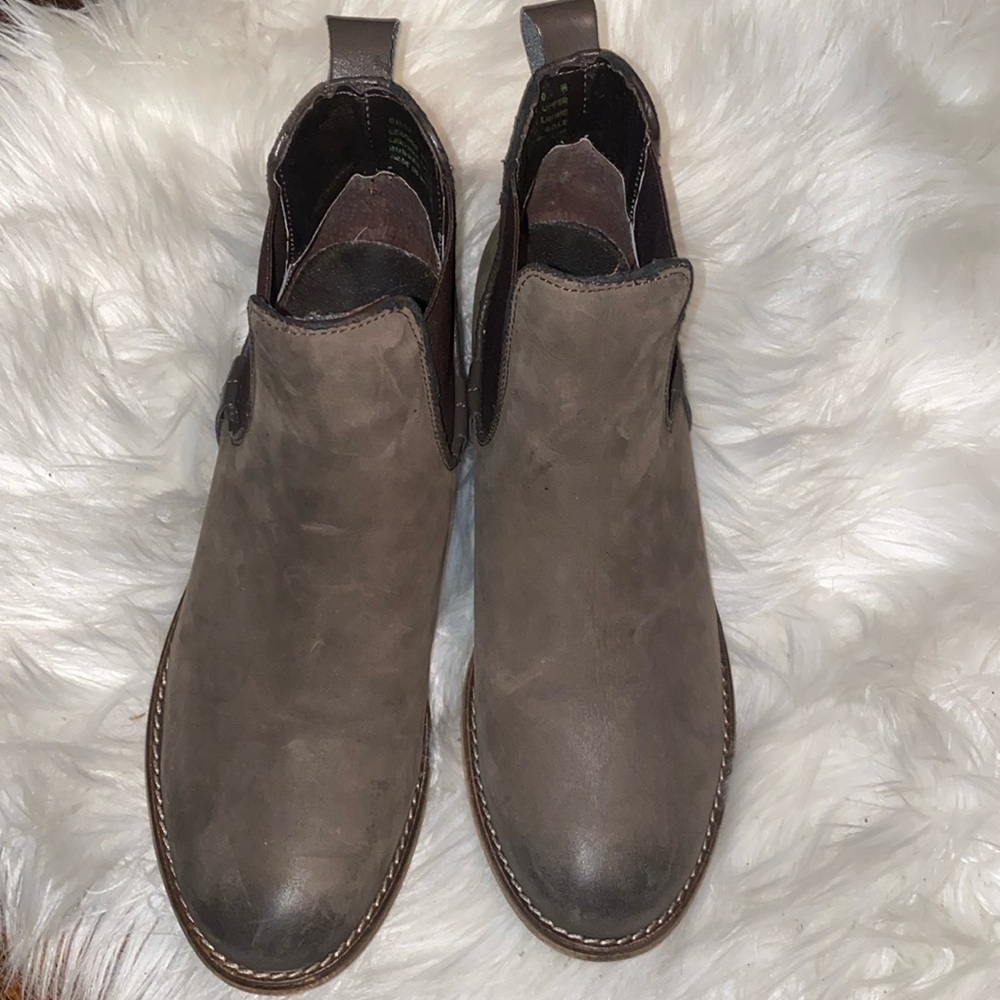 Steve Madden gilte ankle boots.🔥🔥🔥